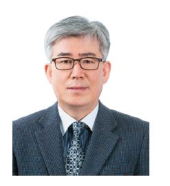 에디터 사진