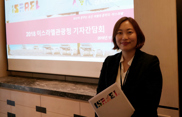 에디터 사진
