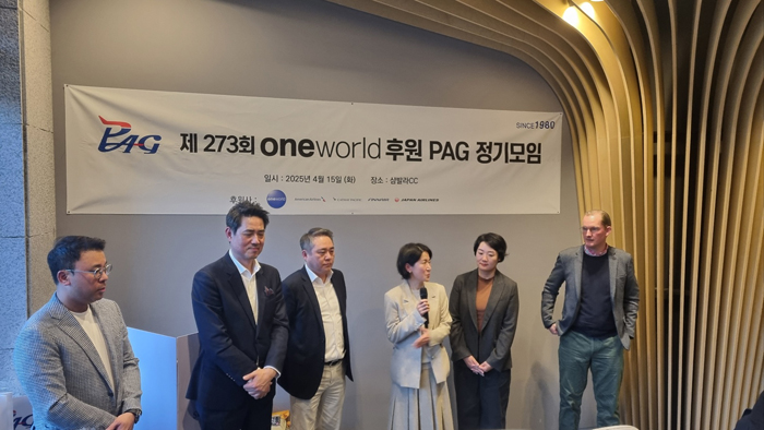 에디터 사진