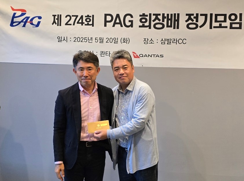 에디터 사진