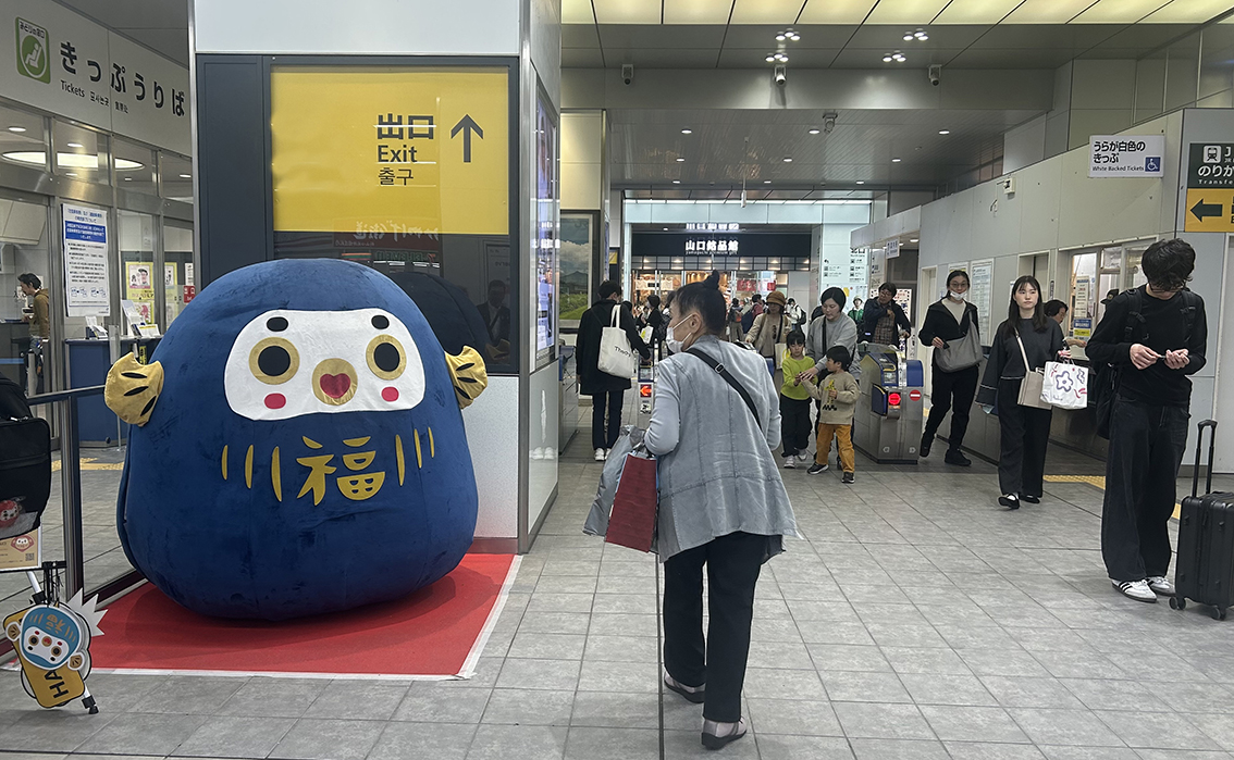 에디터 사진